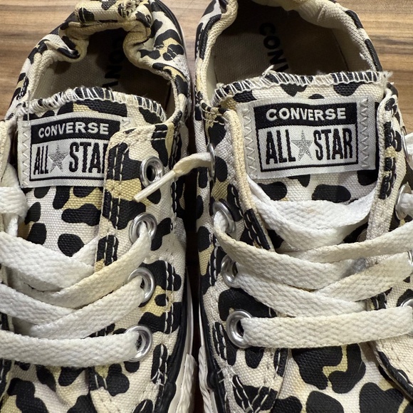 Womens Converse Chuck Taylor All Star Shoreline Knit Slip Low Top(Cheetah) - Picture 2 of 5